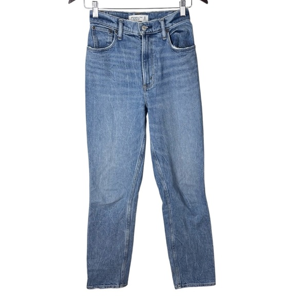 Abercrombie The 90's Relaxed Jean High Rise Curve Love Blue Women’s Size 24 - Picture 1 of 6